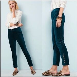 The essential Slim by Anthropologie green velvet crop pant